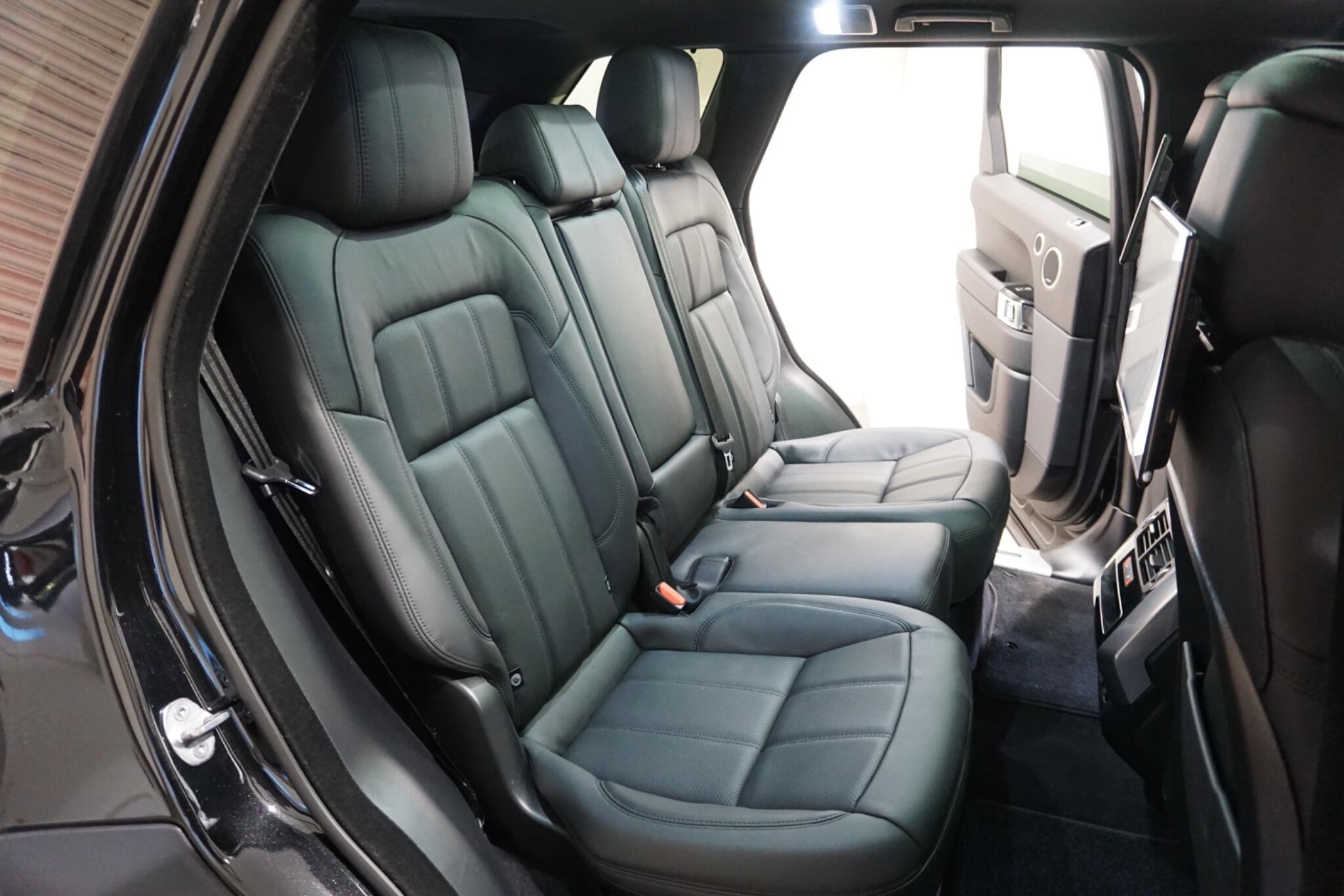 Land Rover Range Rover Sport 2.0 P400e 13.1kWh HSE Dynamic Black SUV 5dr Petrol Plug-in Hybrid Auto 4WD Euro 6 (s/s) (404 ps)